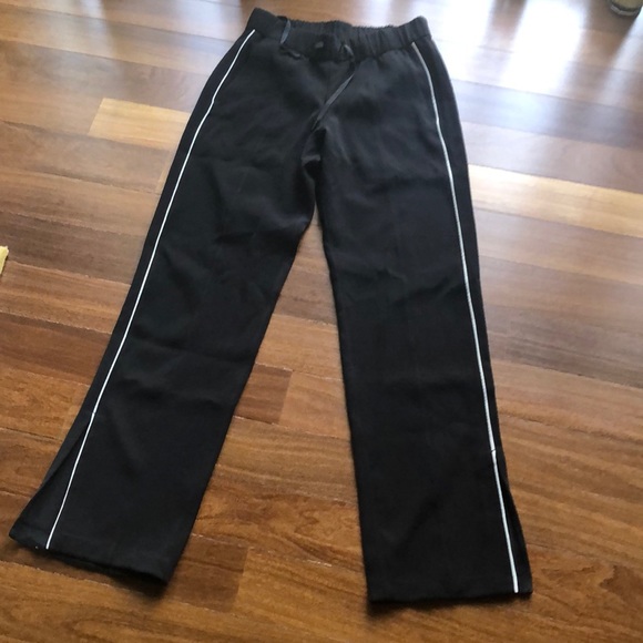 Lululemon pants - Picture 2 of 4